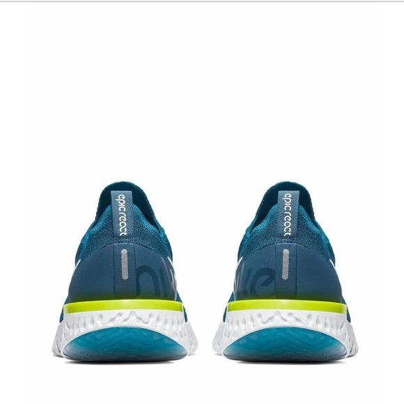 Men’s Nike Epic React running shoes - Picture 2 of 7